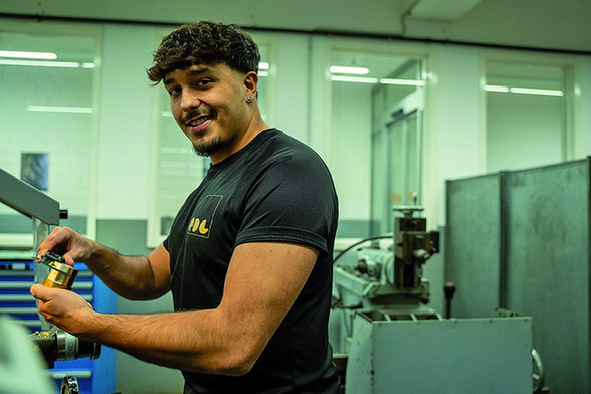 Foto aus dem Interview: Zerspanungsmechaniker - Fluehs Drehtechnik